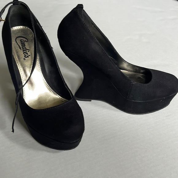 Candies wedges with curved heel - Picture 1 of 3